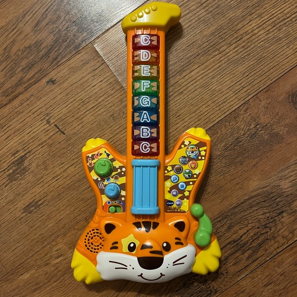 VTech Tiger Guitar - Picture 1 of 2